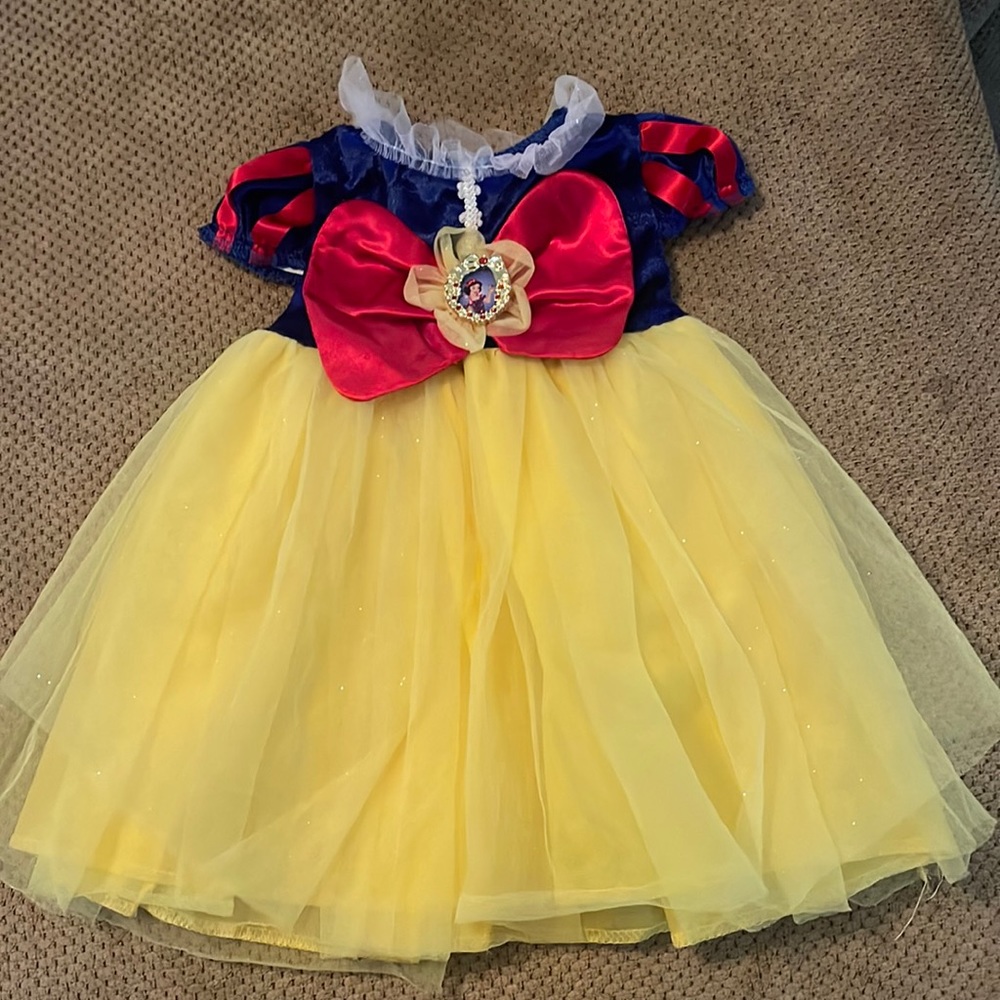 Baby Snow White dress